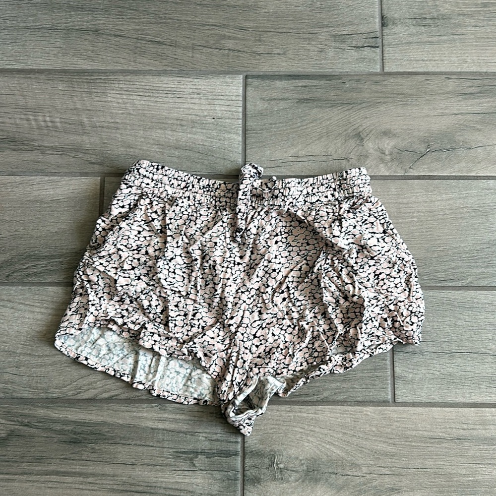 Volcom printed soft shorts